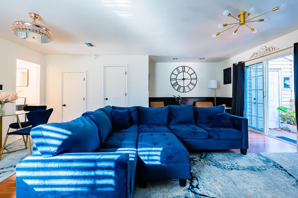 Elegant Townhome Retreat With King Bed Near I-10, Capitol, Fsu & Famu Tallahassee Bagian luar foto